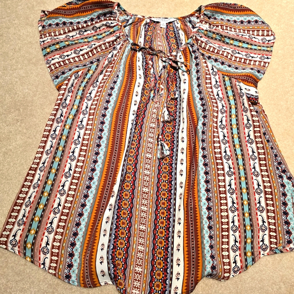 Liverpool Los Angeles Petal sleeve top